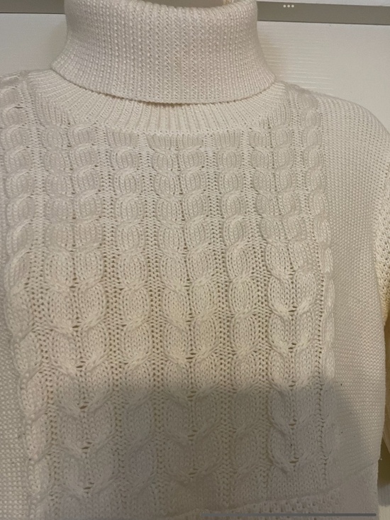 Requirements Sweaters - Requirements WHITE KNIT SWEATER, size  M, short sleeves, Vintage,